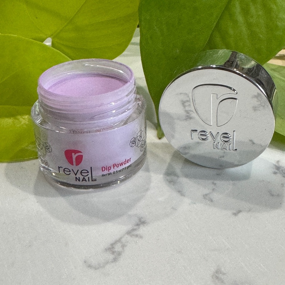 Revel Nail Dip Powder D113 Animated .5oz